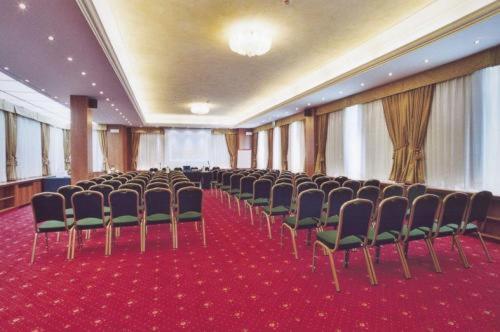 Hotel Valdarno Монтеваркі Екстер'єр фото